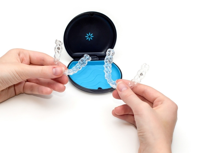 Niềng răng Invisalign là gì